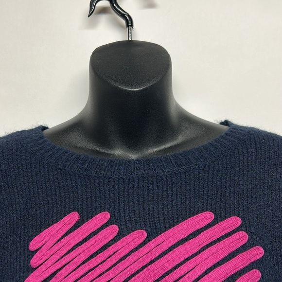 Women's Navy Sweater Pink Heart cupcakes, and cashmere‘s size ax Valentine’s Day - Picture 3 of 6